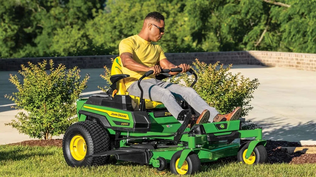 Advantages of zero turn mowers Over Traditional Push Mowers post thumbnail image